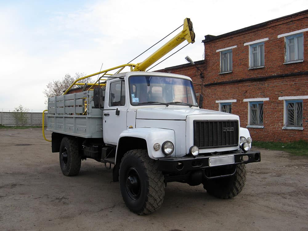 Ямобур «БКМ 317» на базе ГАЗ 3308